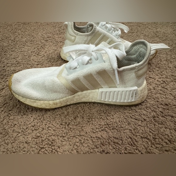 adidas NMD R1 White - Picture 2 of 10
